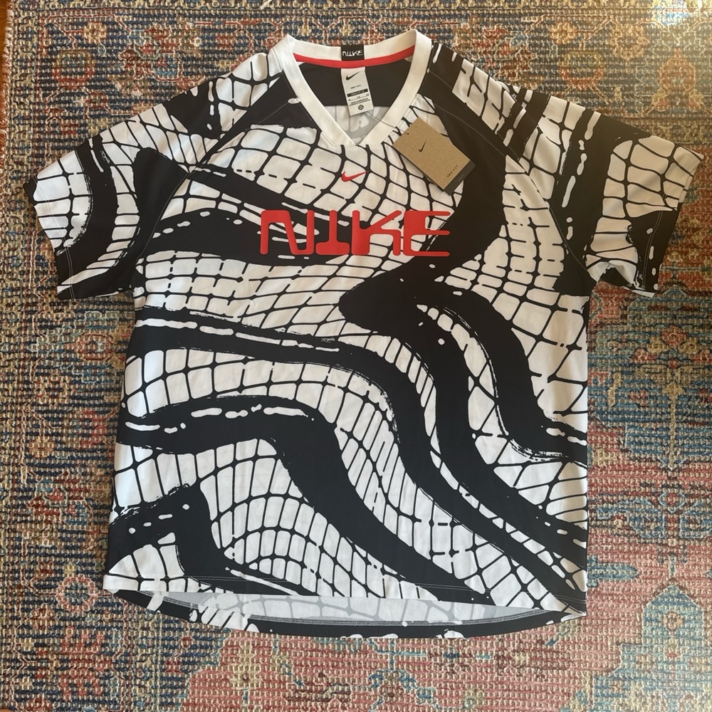Nike Y2K Black and White soccer jersey Shirt NWT